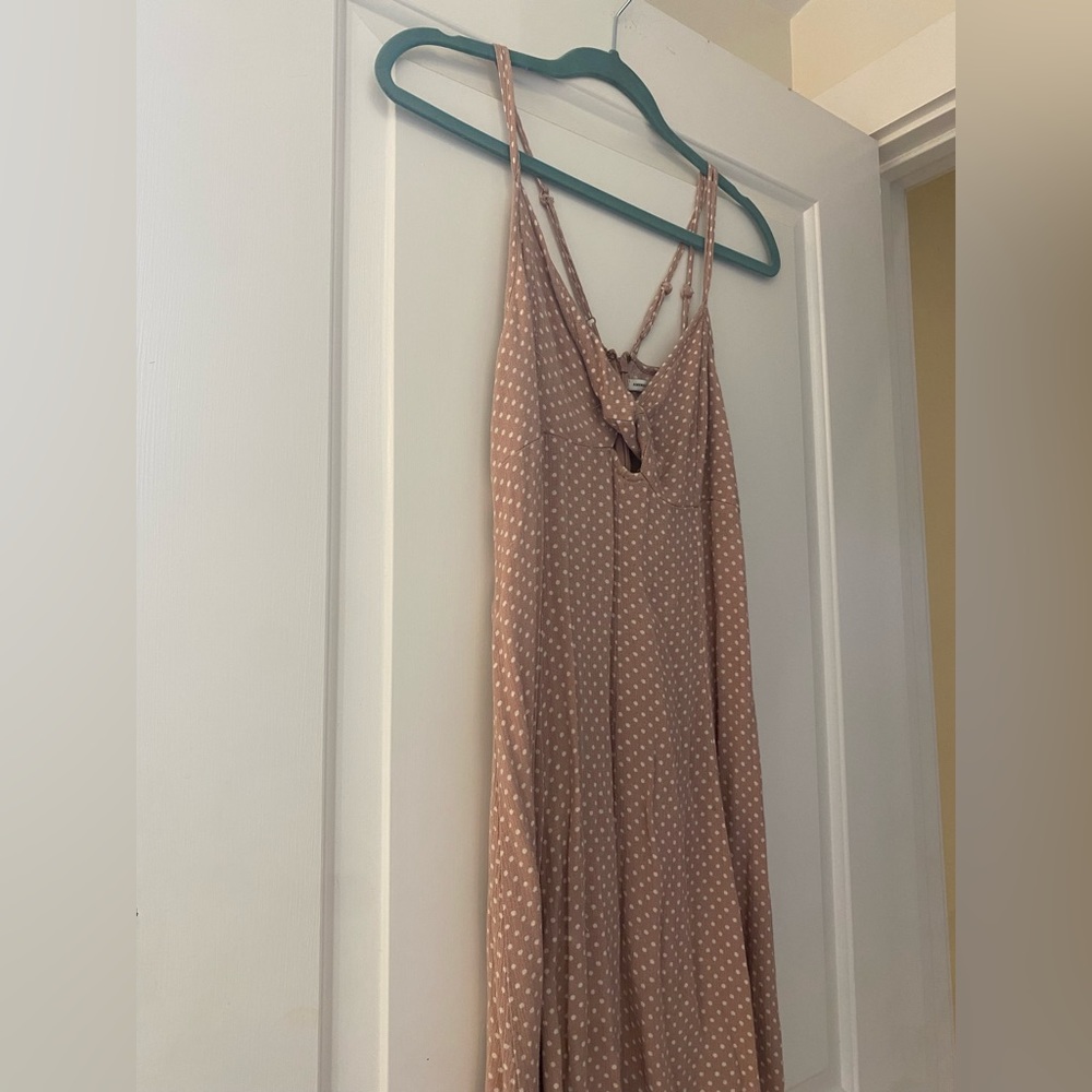 American Eagle summer dress, blush pink with polka dots, size 6 but fits S-M